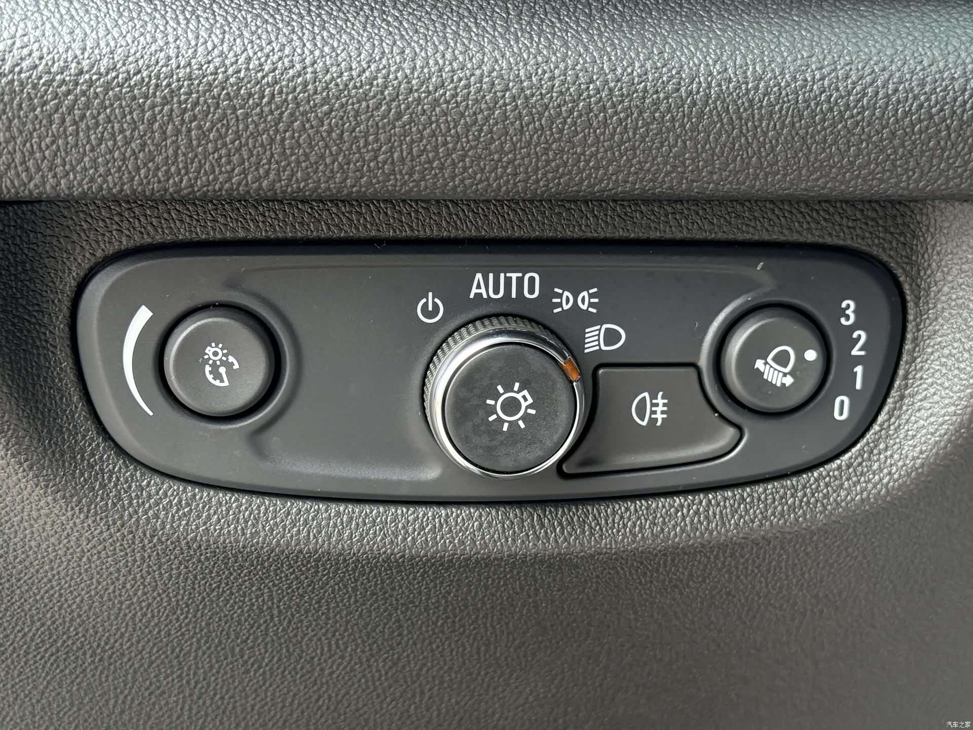 Buick Regal, 2025 25