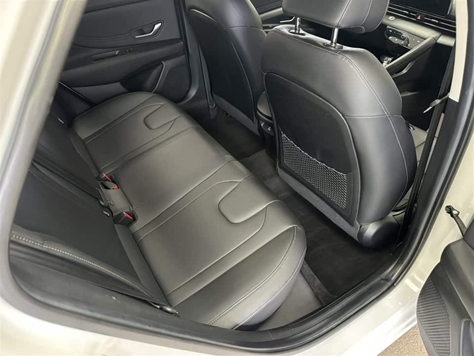 Hyundai Elantra Hyundai Elantra