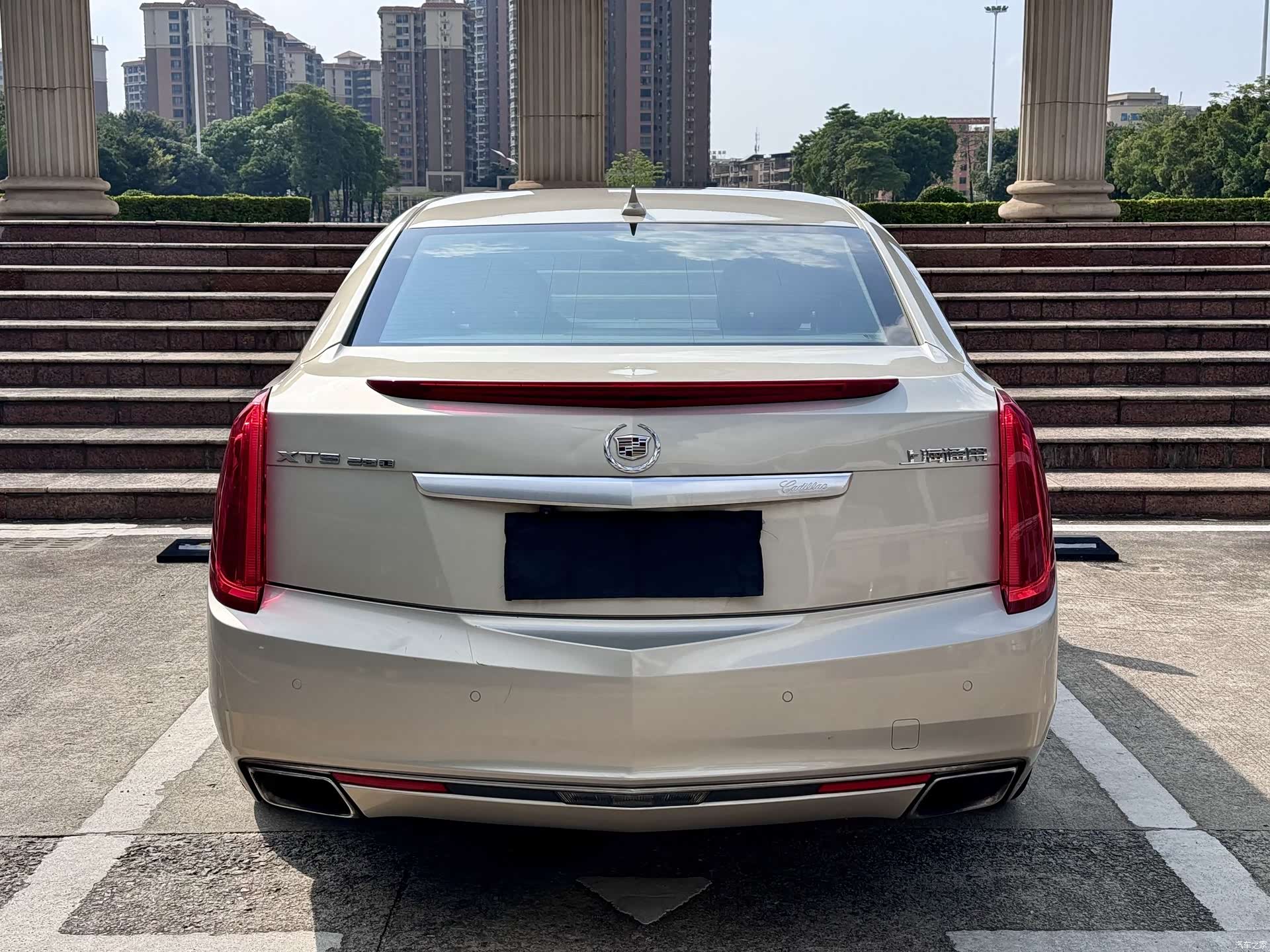 Cadillac XTS, 2015 11