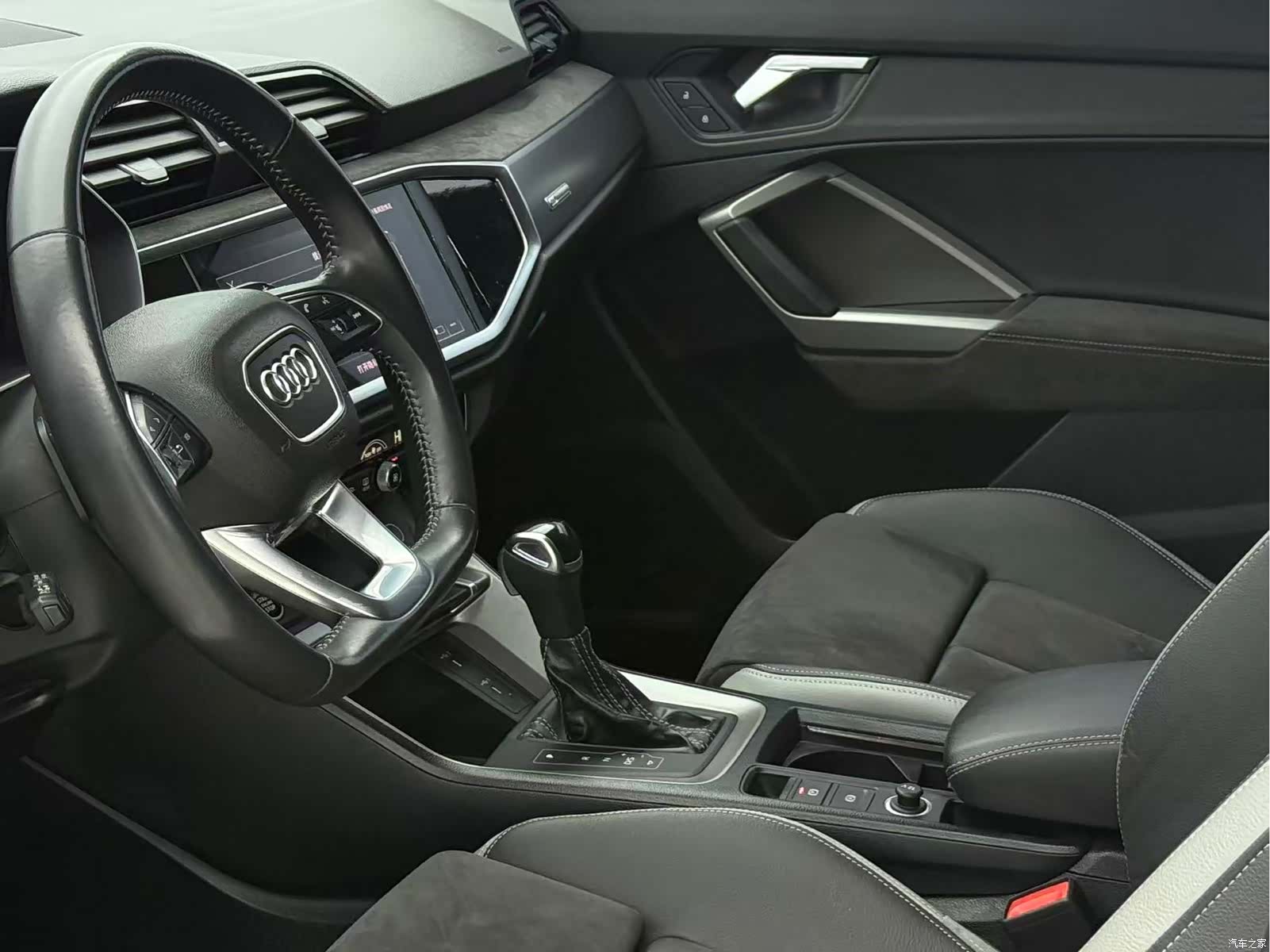 Audi Q3, 2021 15