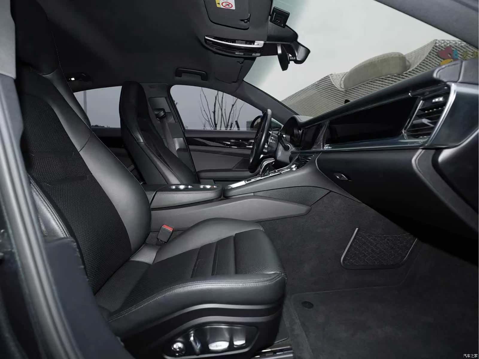 Porsche Panamera, 2018 13
