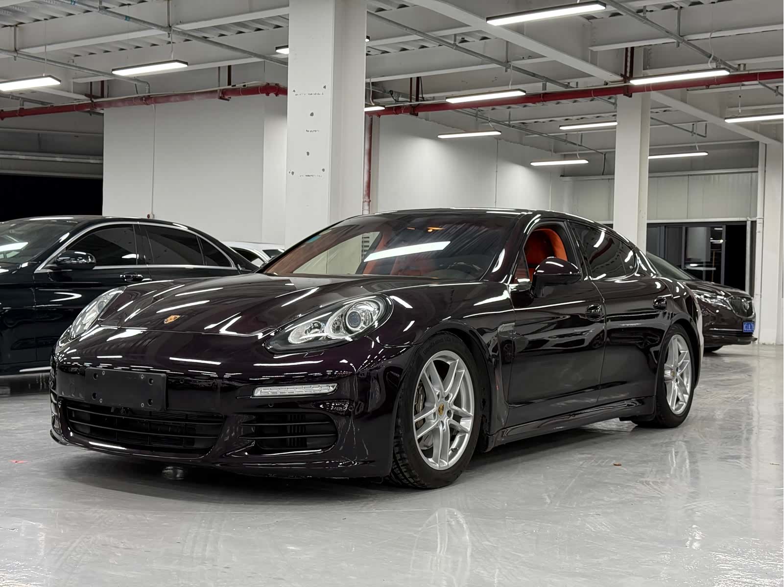 Porsche Panamera, 2016 1