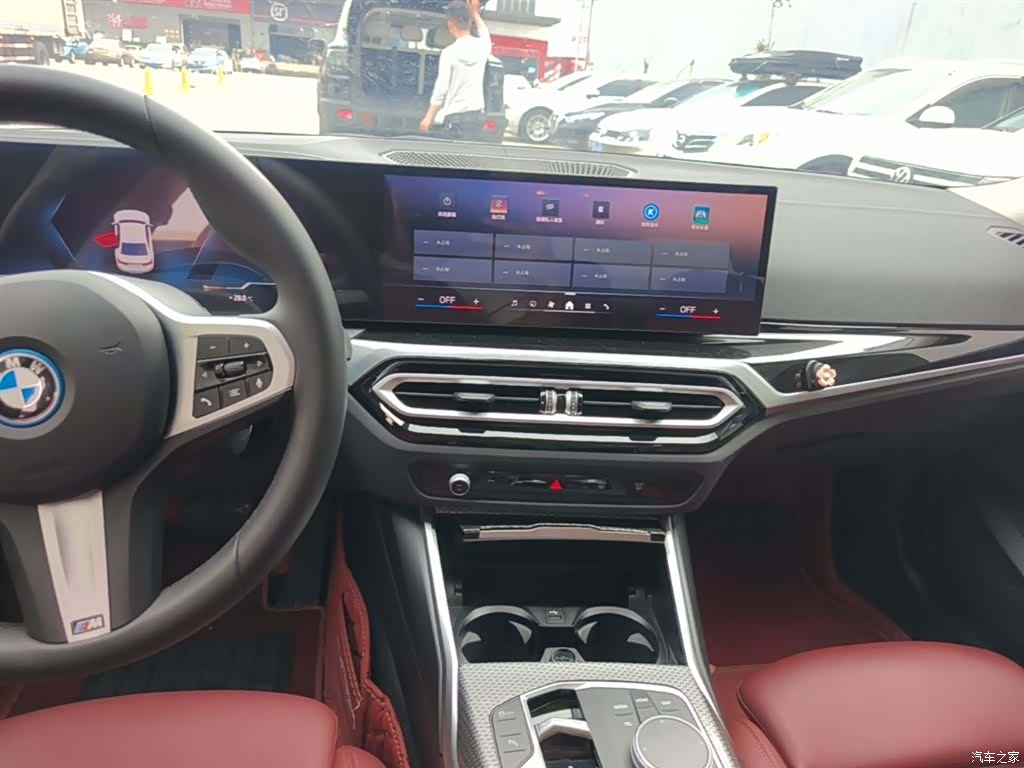 BMW i3, 2024 13
