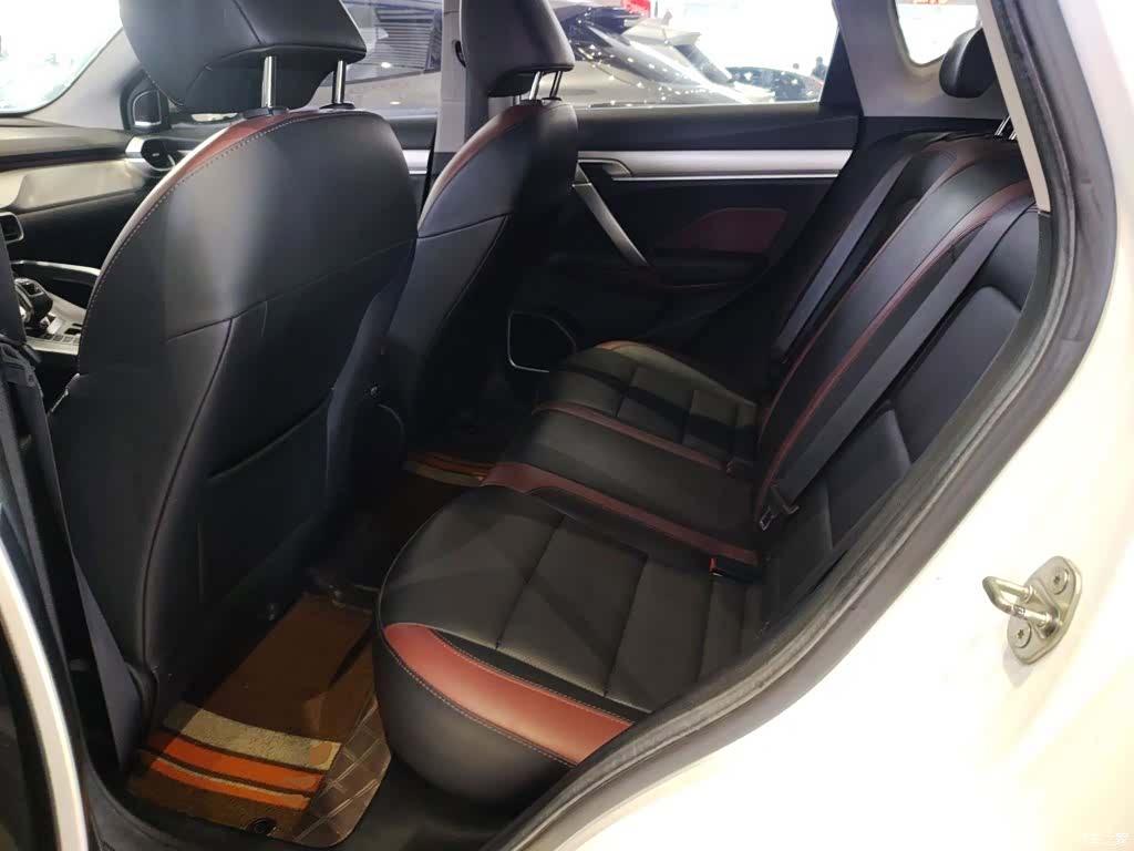 Geely Coolray, 2020 17