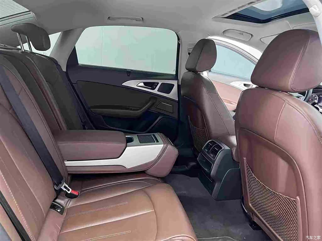 Audi A6L, 2019 11