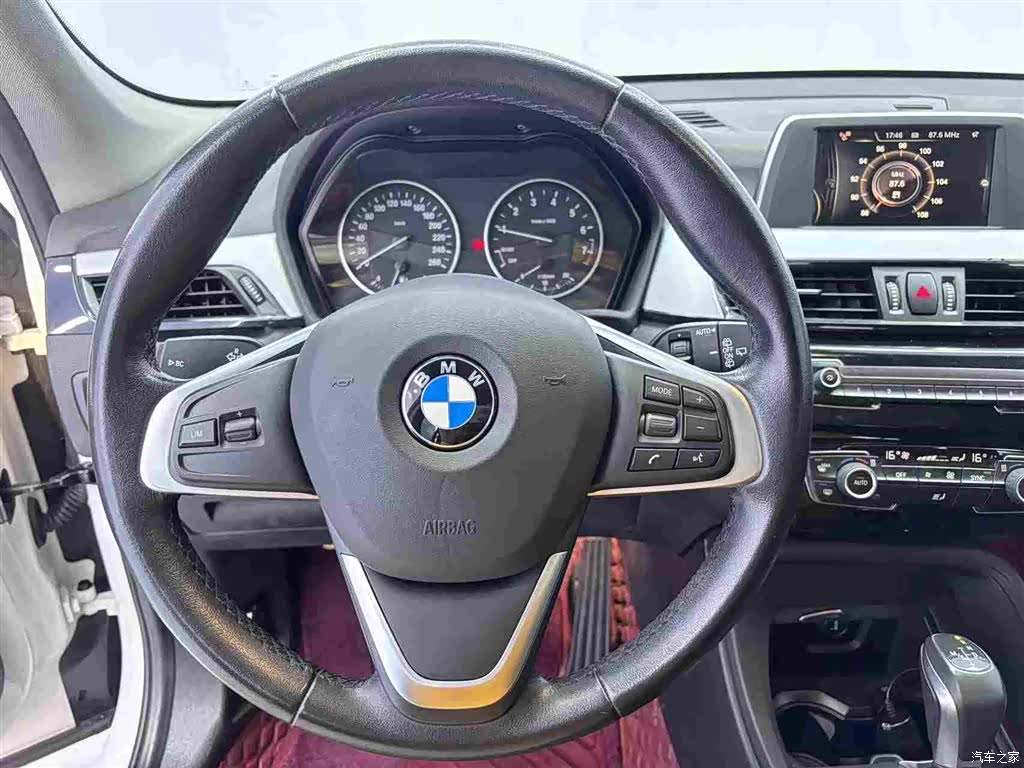 BMW X1, 2017 12