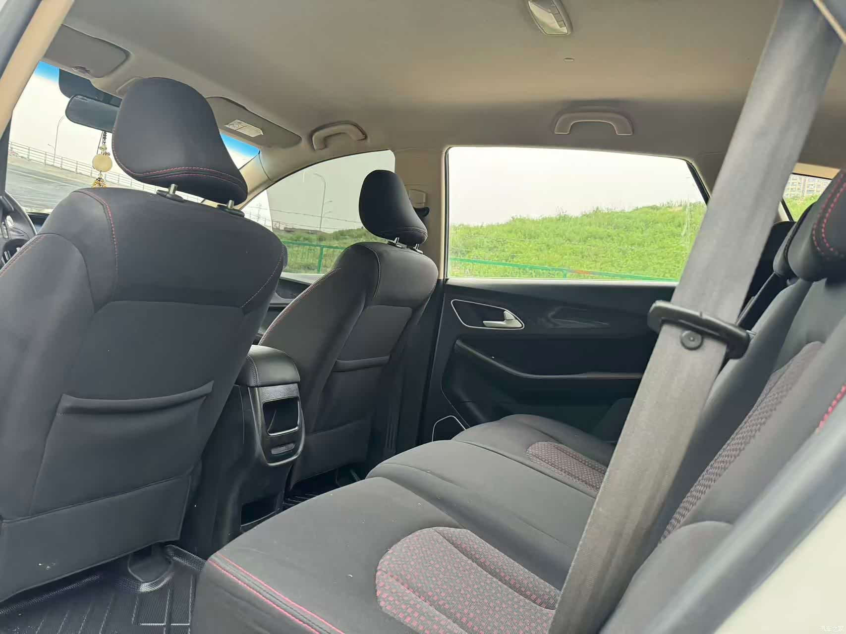 Wuling 560, 2017 все фото