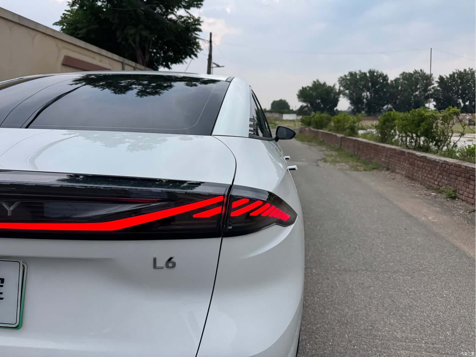 Geely Galaxy L6, 2023 25