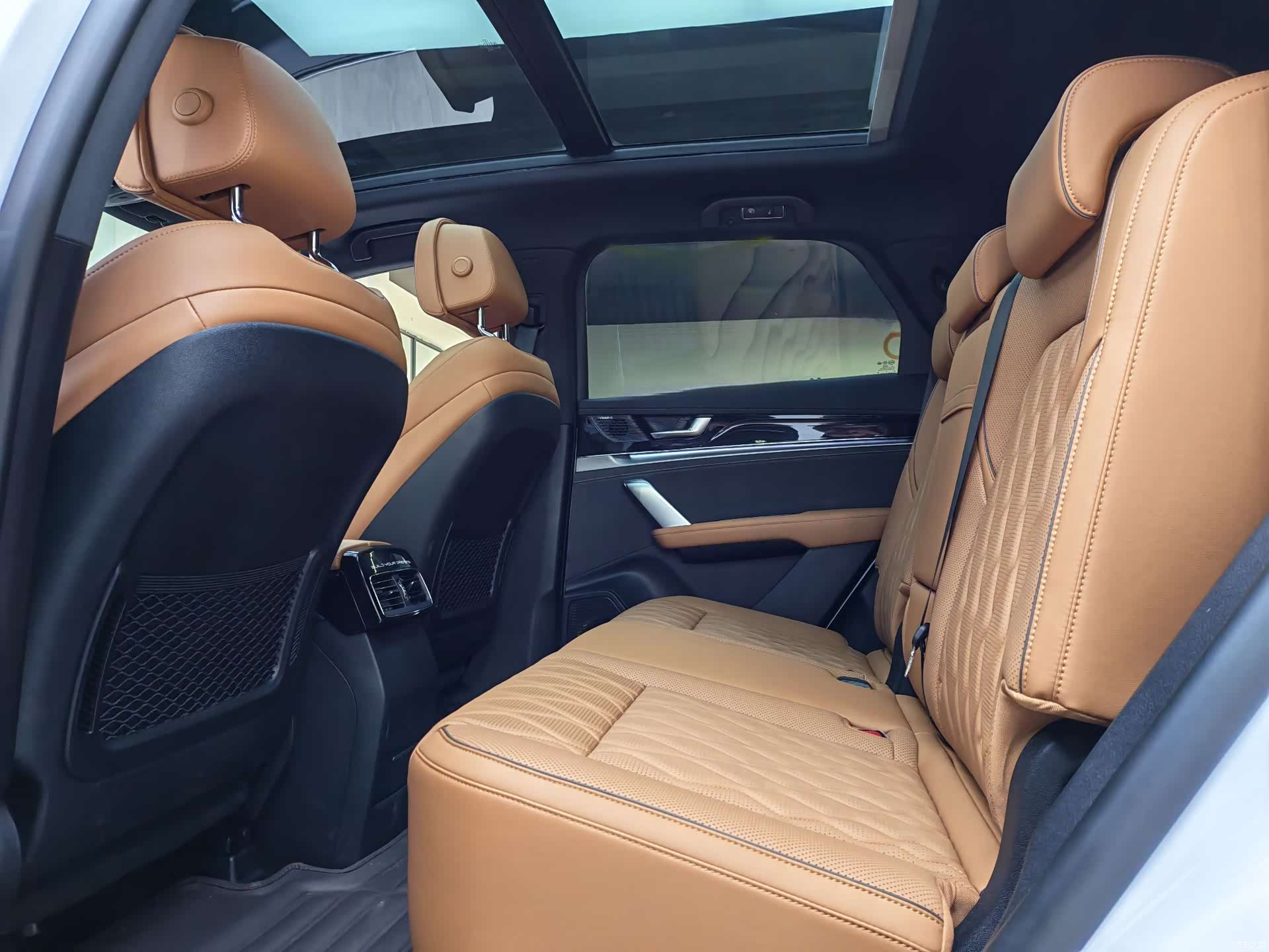 BYD Tang, 2023 13
