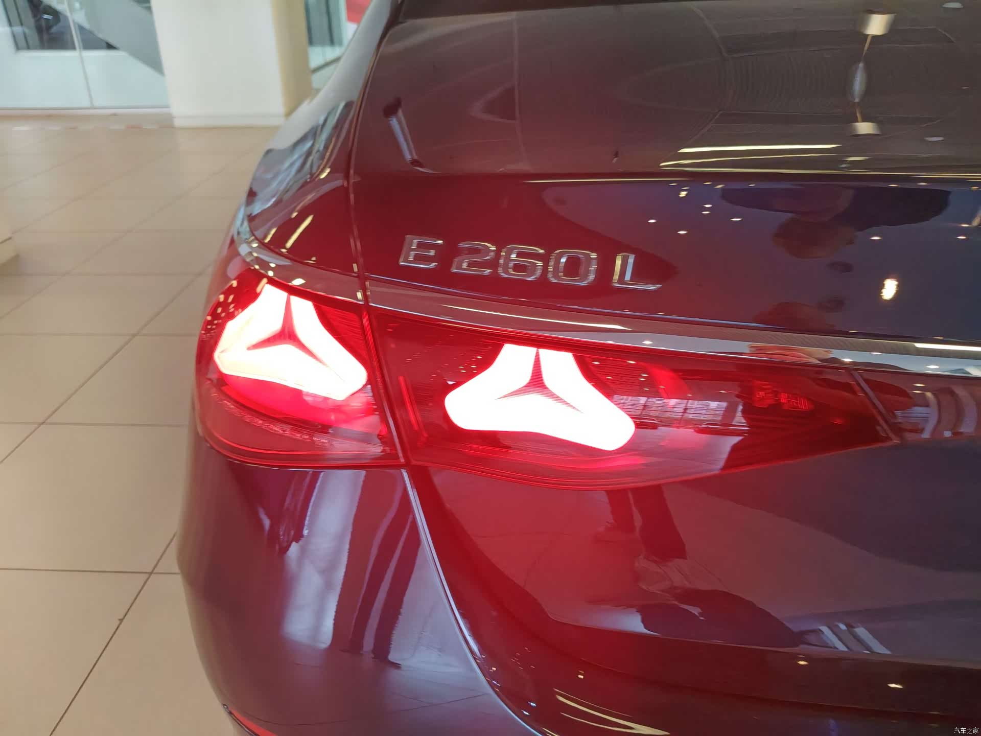 Mercedes-Benz E-Class, 2023 31