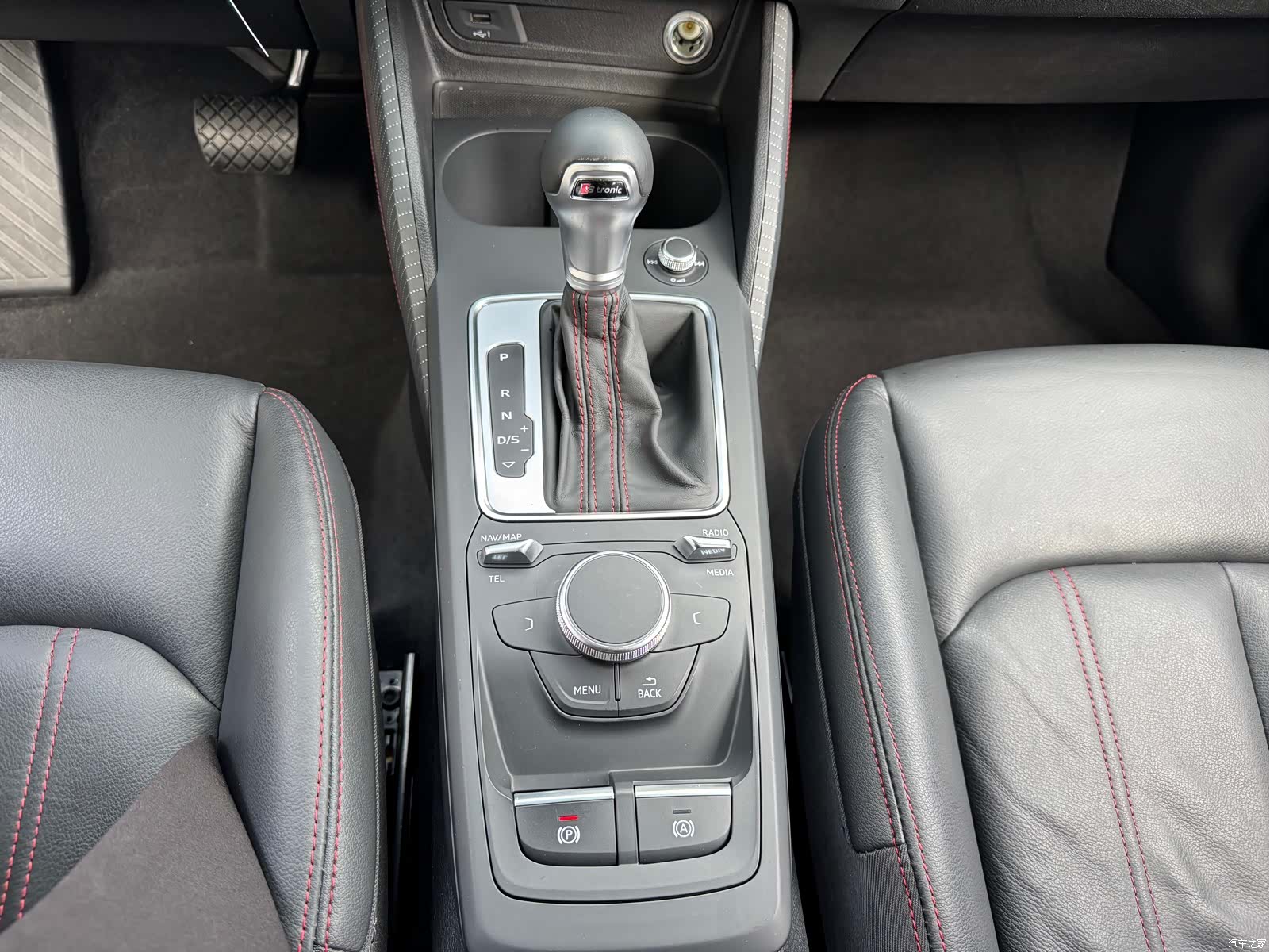 Audi Q2L, 2024 31