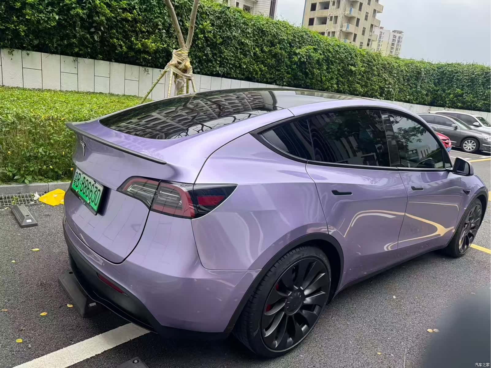 Tesla Model Y, 2022 3
