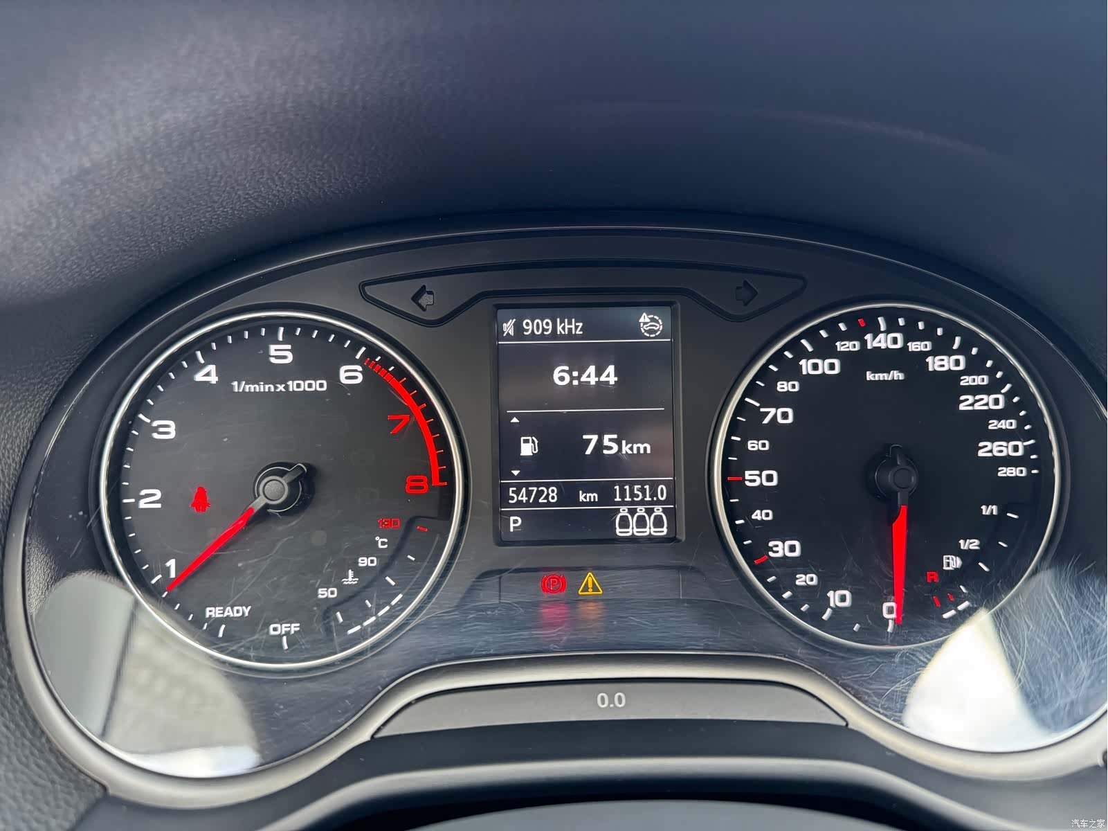 Audi Q2L, 2024 38