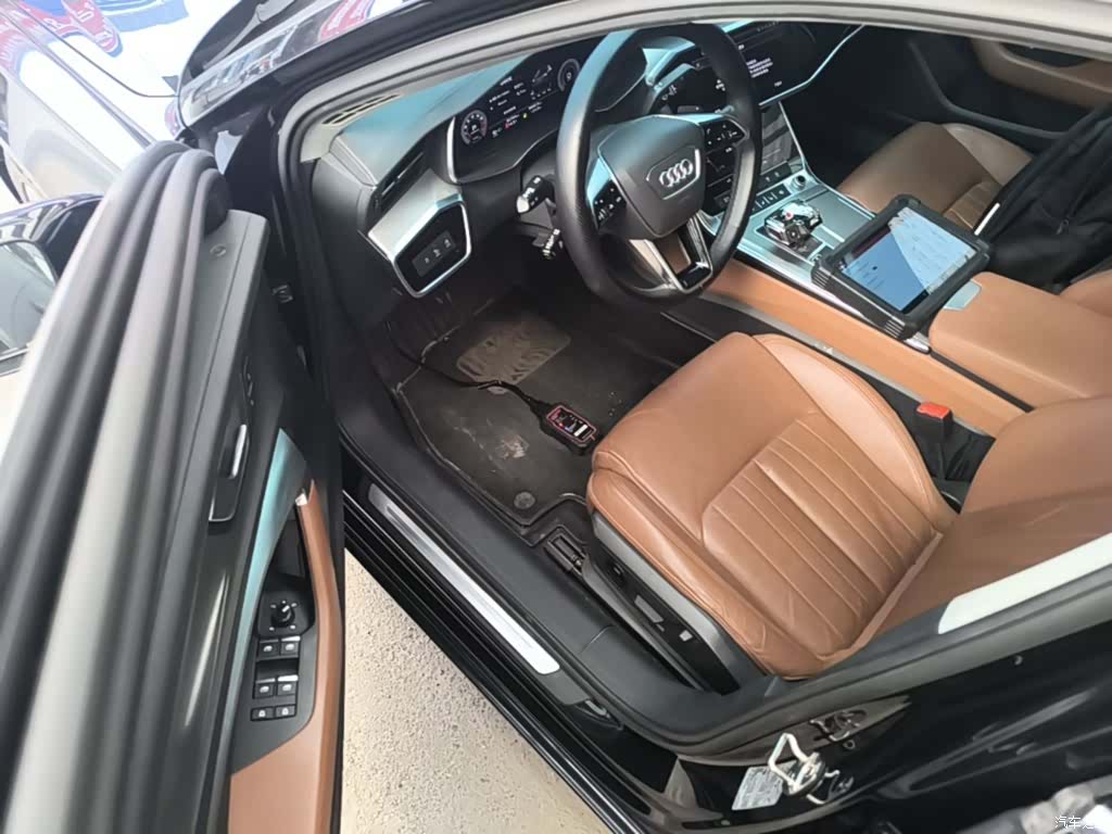 Audi A6L, 2021 12