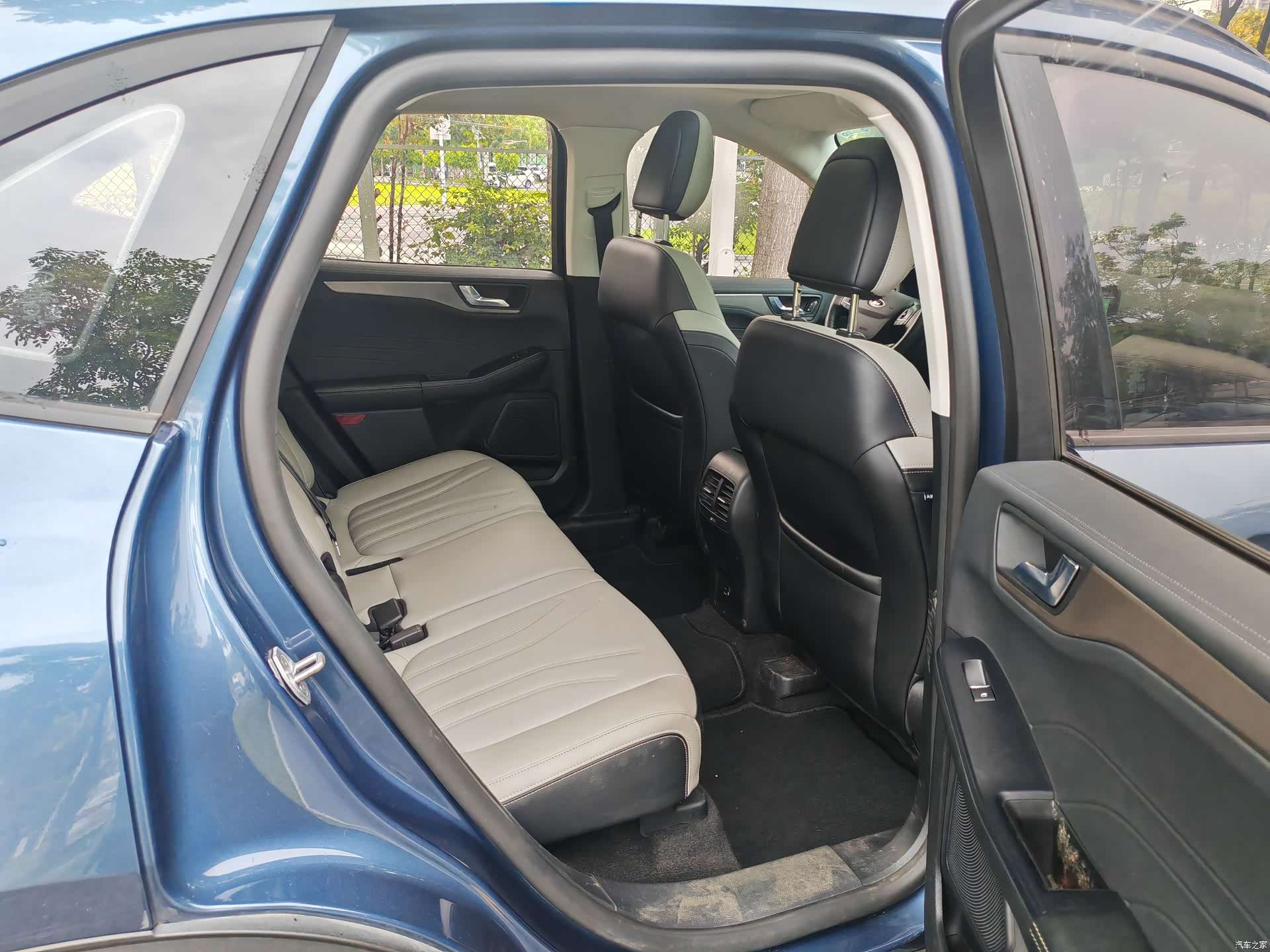 Ford Escape, 2021 11
