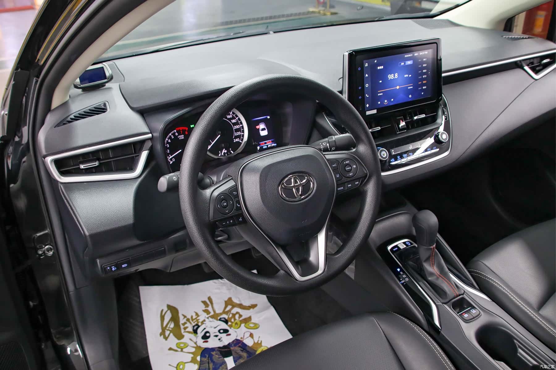 Toyota Corolla, 2022 все фото