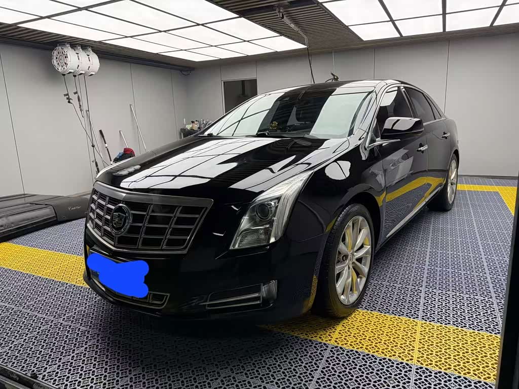 Cadillac XTS