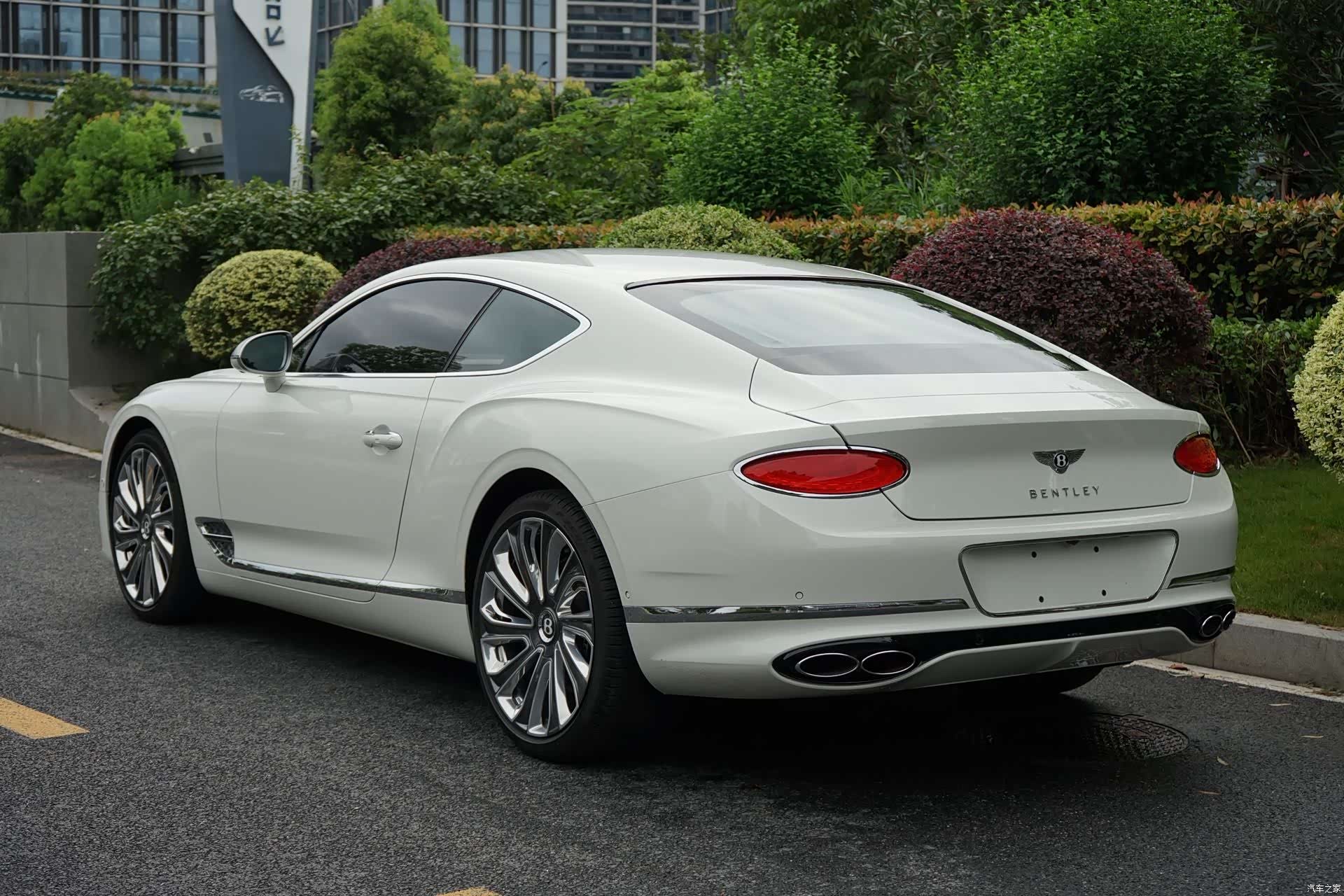 Bentley Continental GT, 2021 3