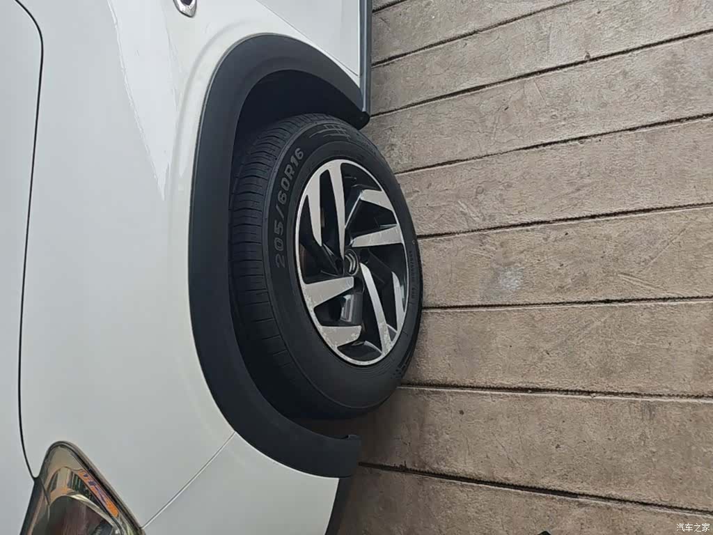 Citroen C3-XR, 2016 23
