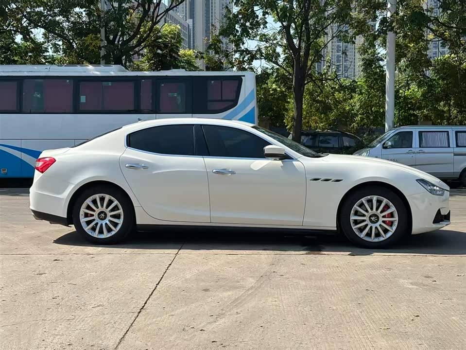 Maserati Ghibli