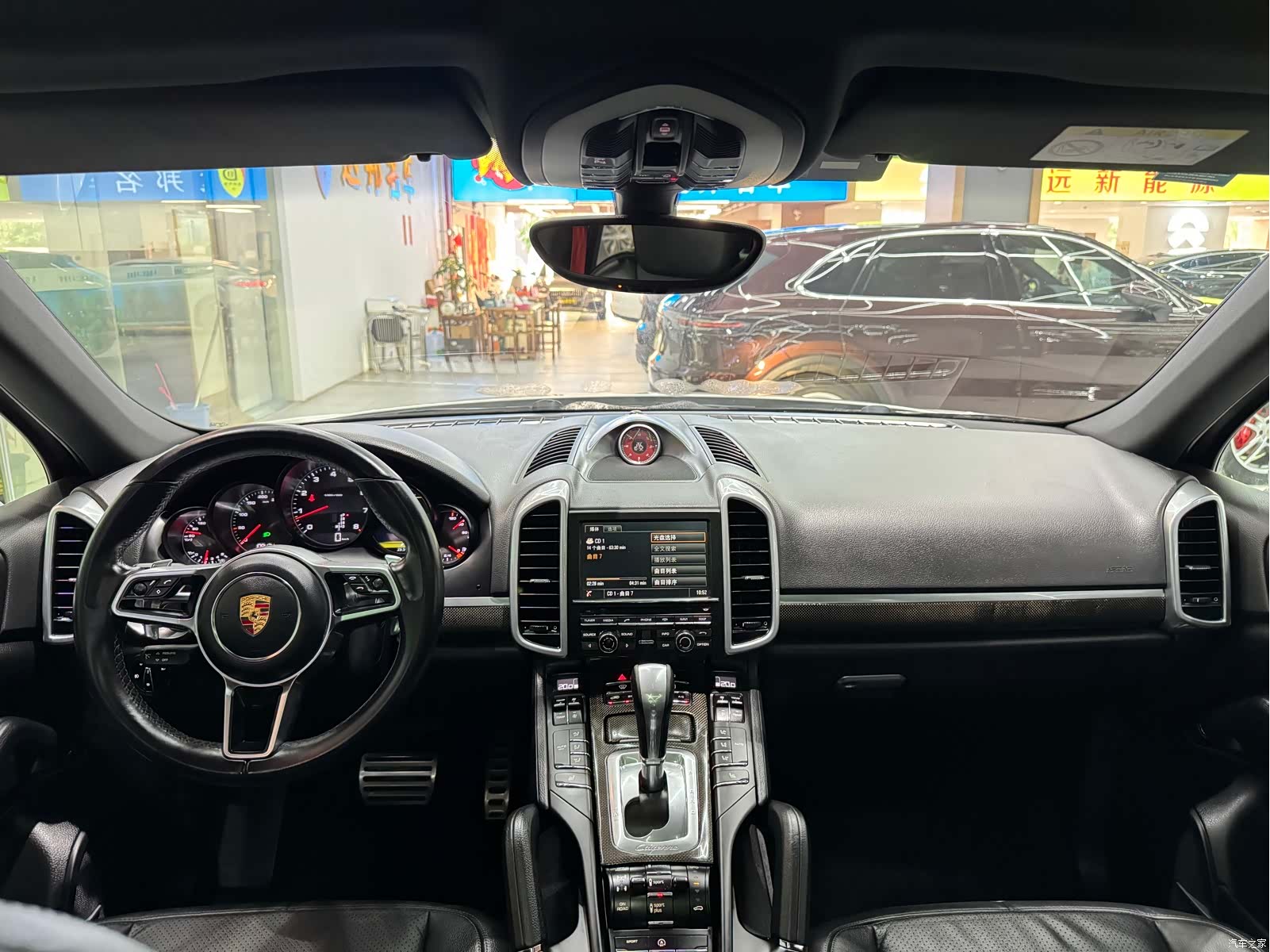 Porsche Cayenne, 2015 11