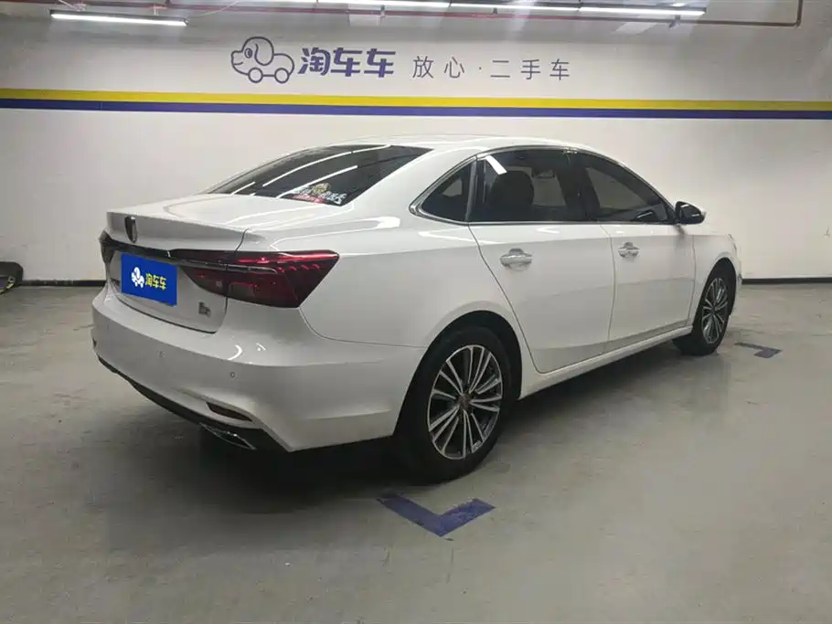 Roewe i6
