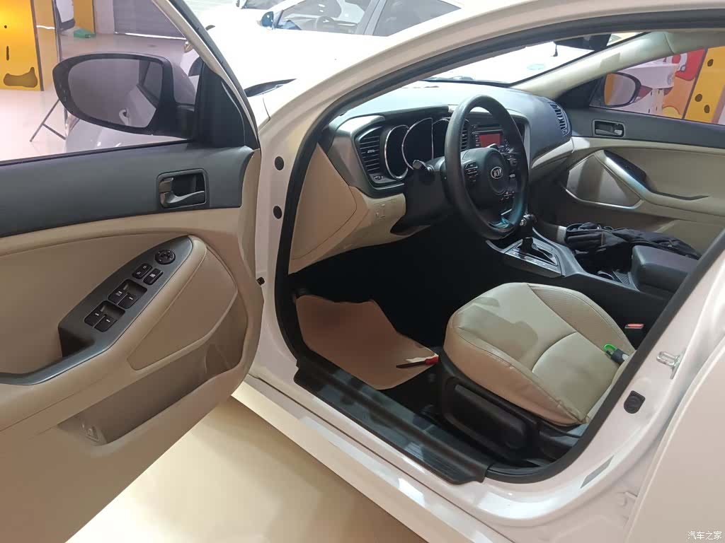 Kia K5, 2017 12