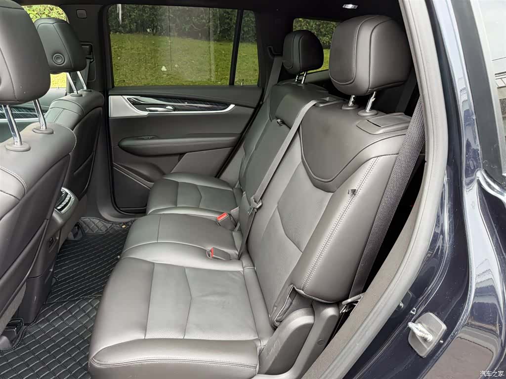 Cadillac XT6, 2021 10