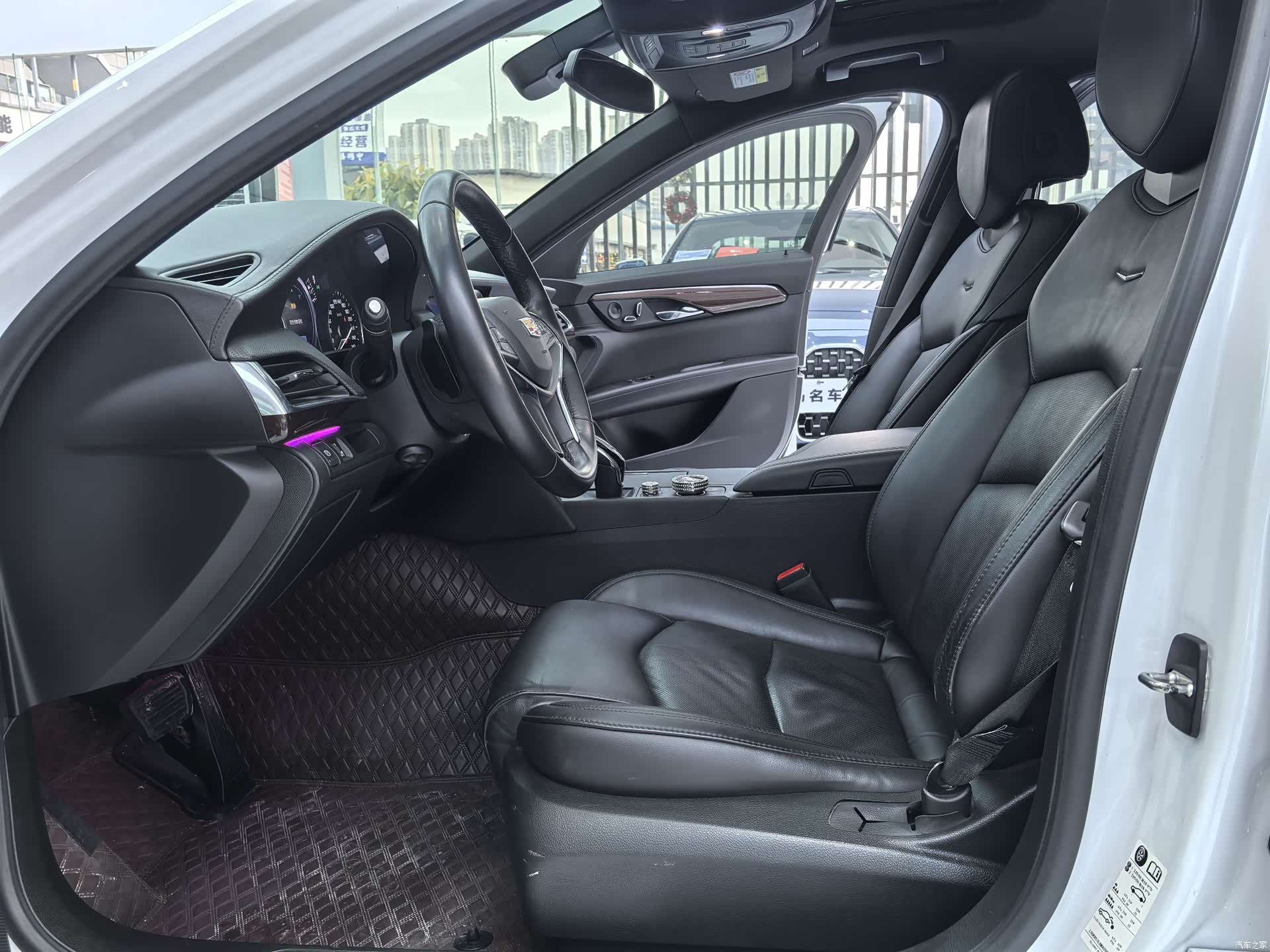 Cadillac CT6, 2021 4
