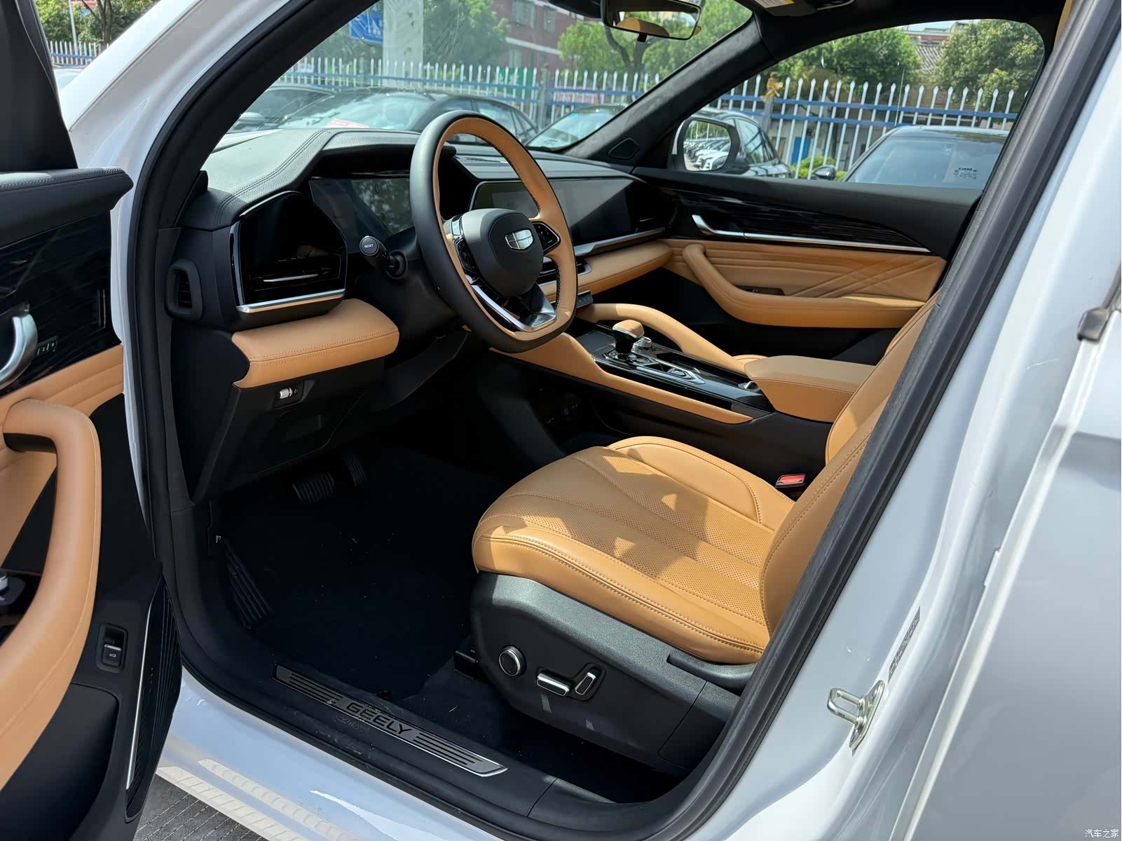 Geely Xingyue L, 2026 9