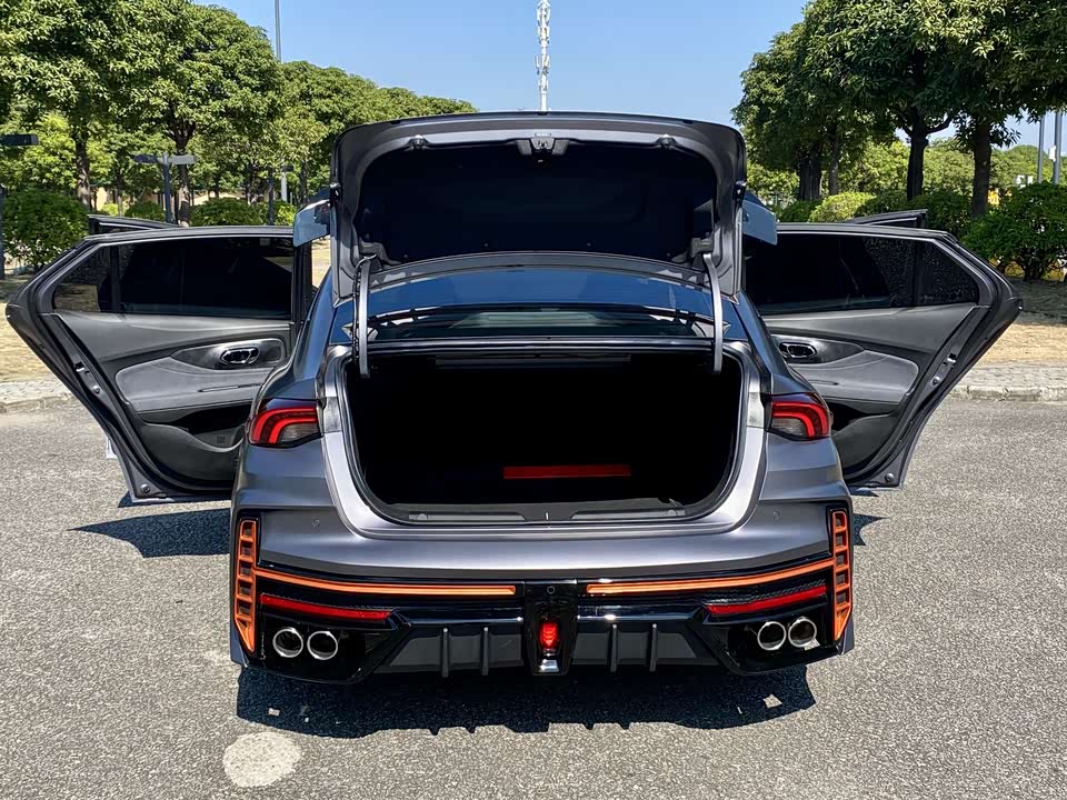 Trumpchi Shadow Leopard