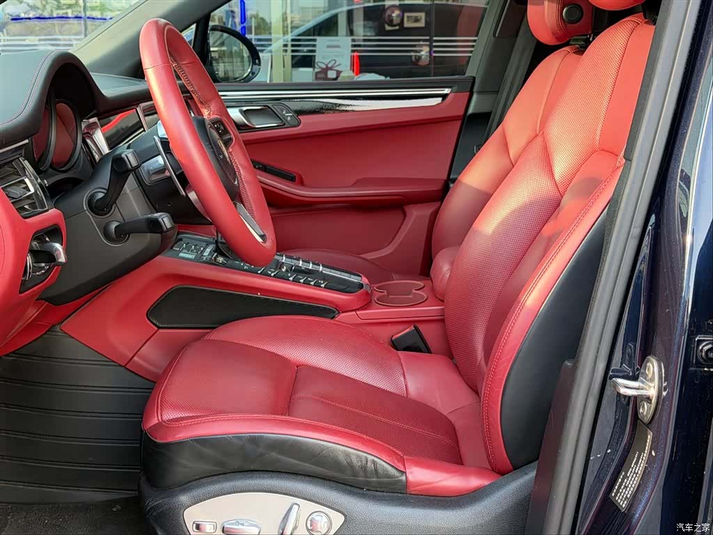 Porsche Macan, 2020 12