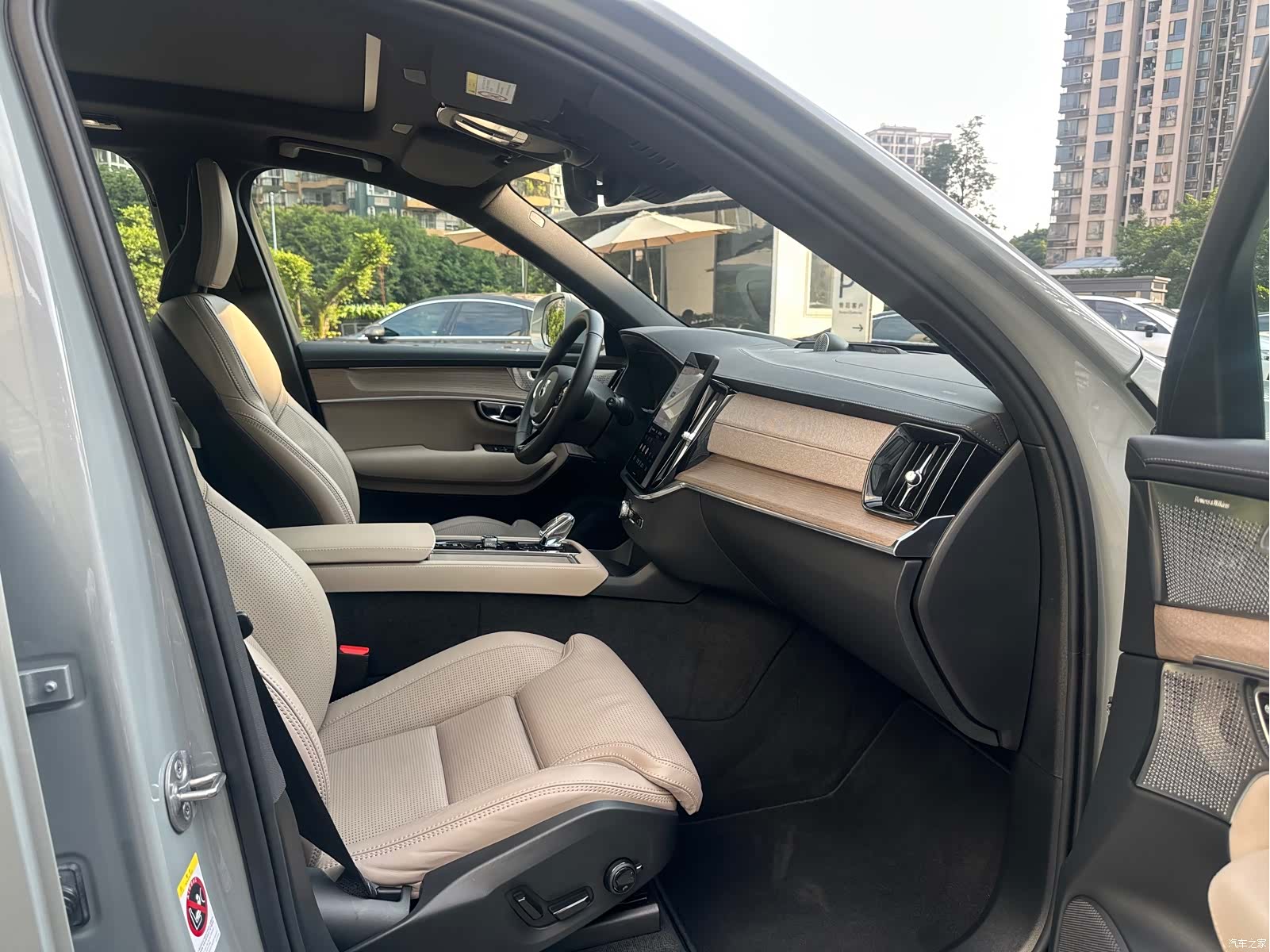 Volvo XC90, 2025 22