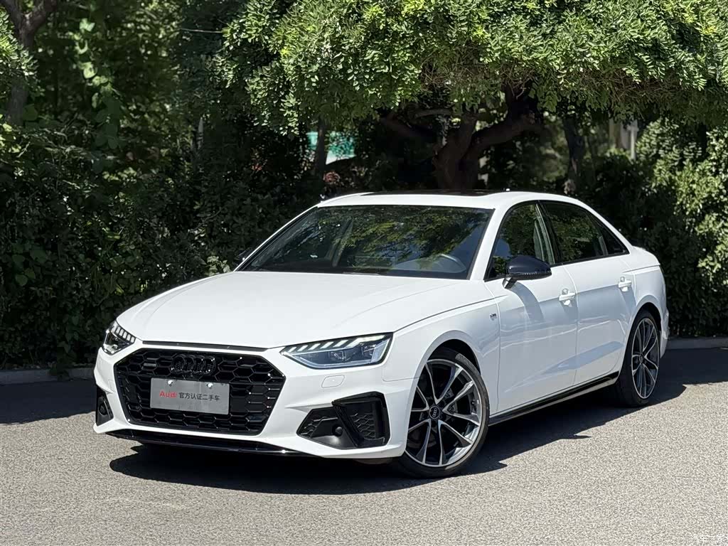 Audi A4L, 2023 1