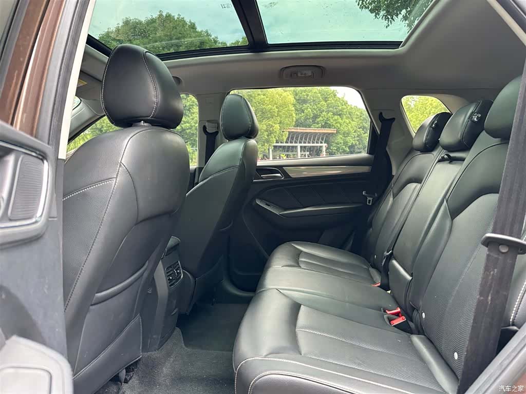 Roewe RX5, 2018 11