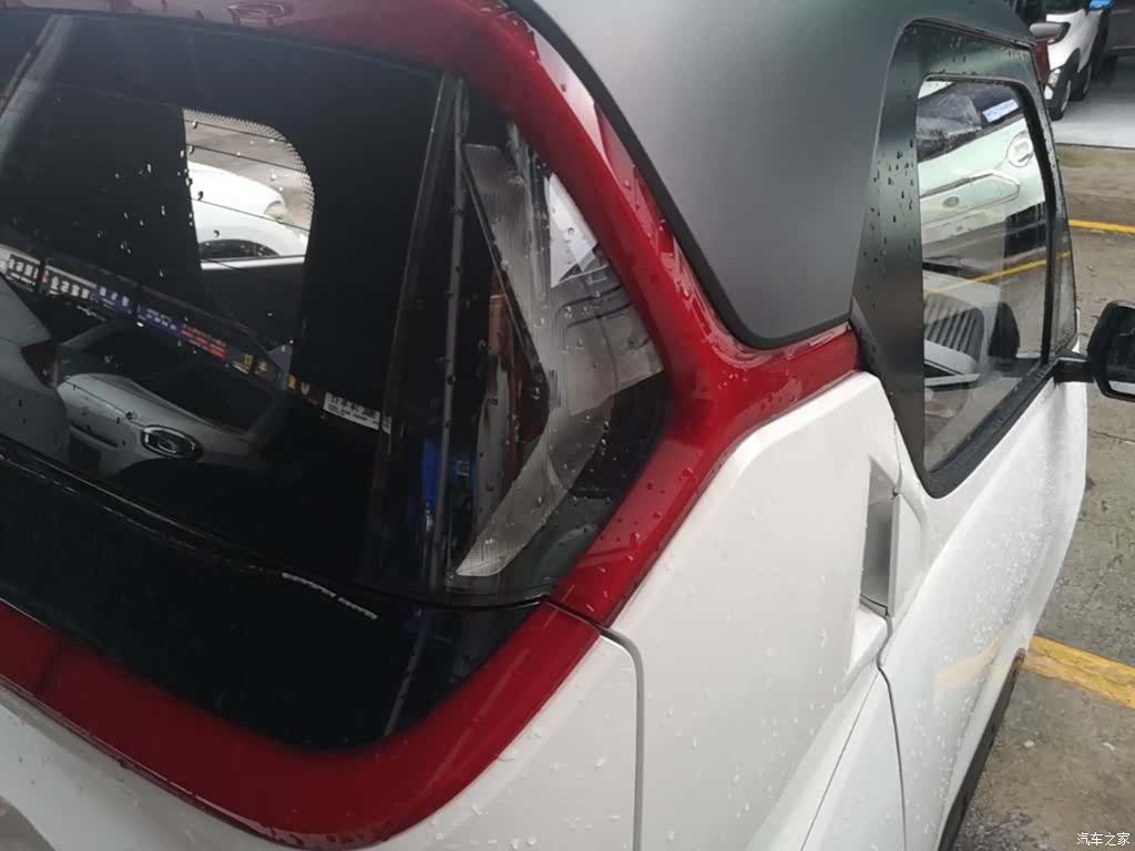 Wuling E200, 2020 8