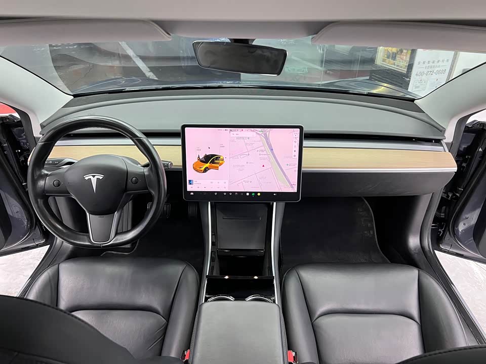 Tesla Model 3 Tesla Model 3