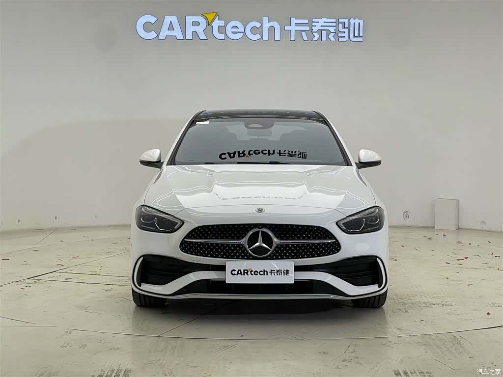 Mercedes-Benz C-Class, 2025 3