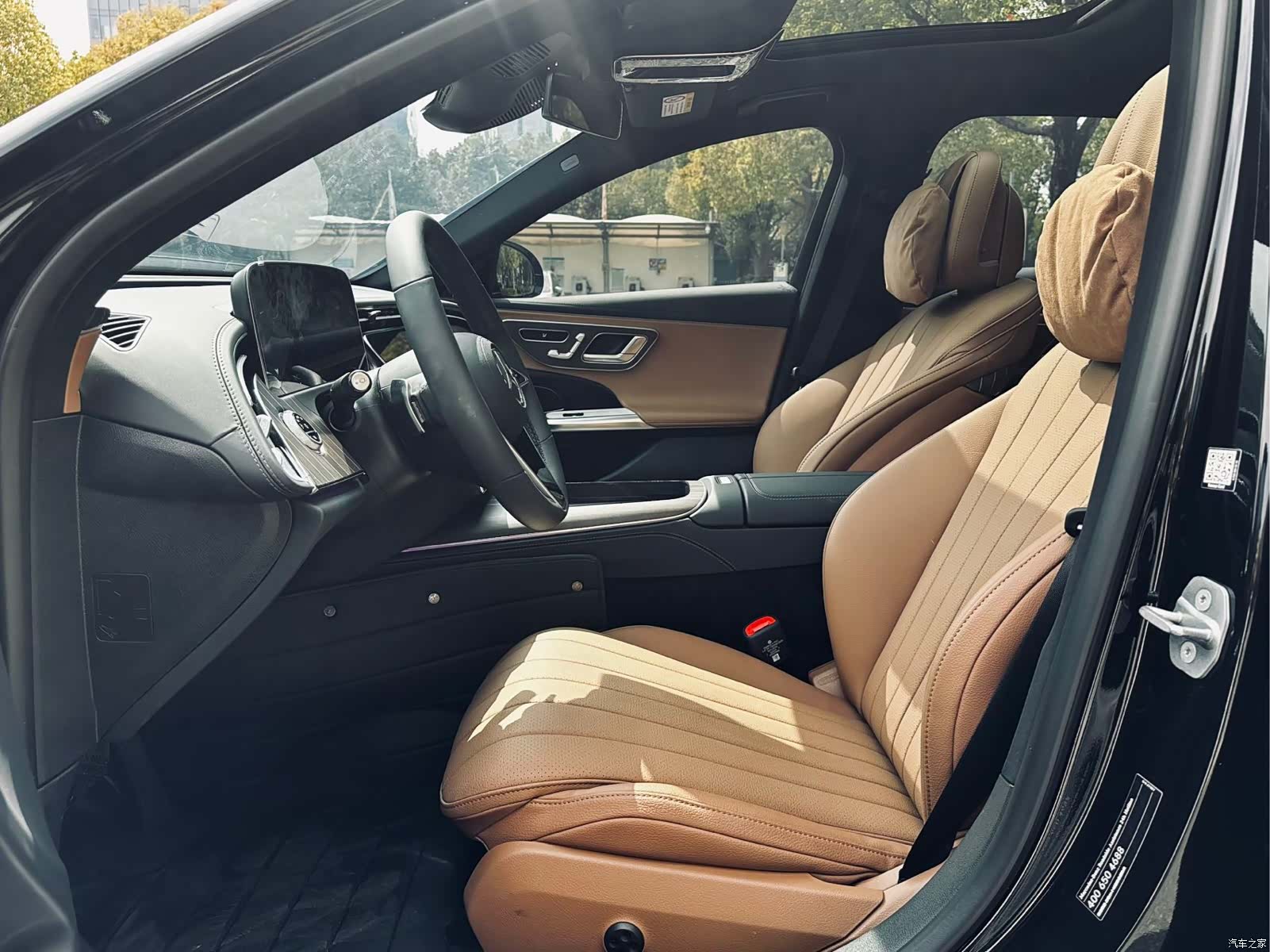 Mercedes-Benz E-Class, 2025 4