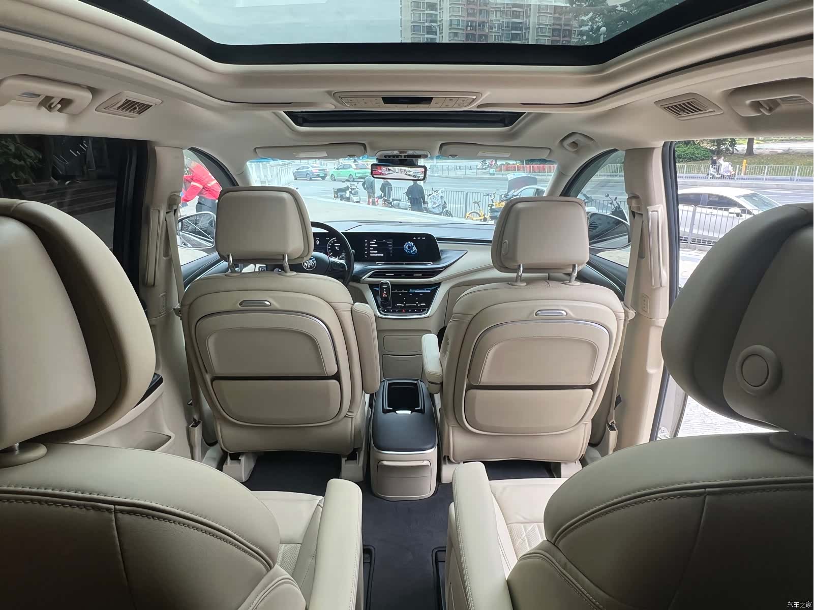 Buick GL8, 2022 12