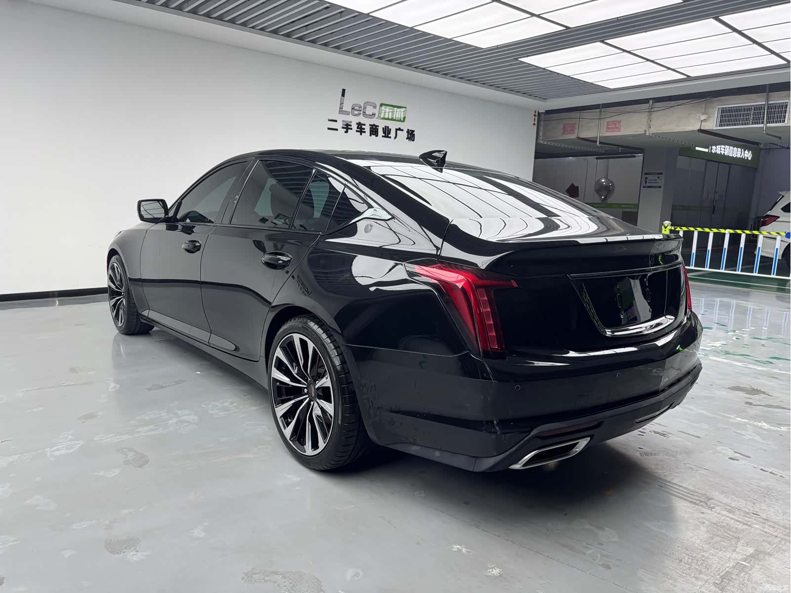 Cadillac CT5, 2023 6