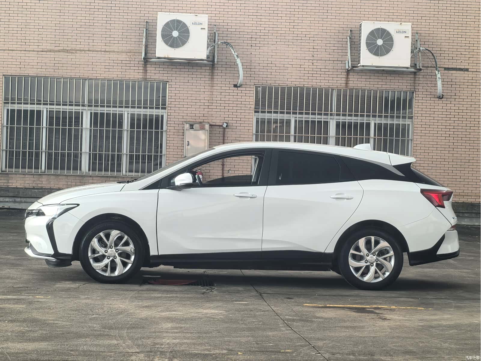 Buick Velite, 2023 11