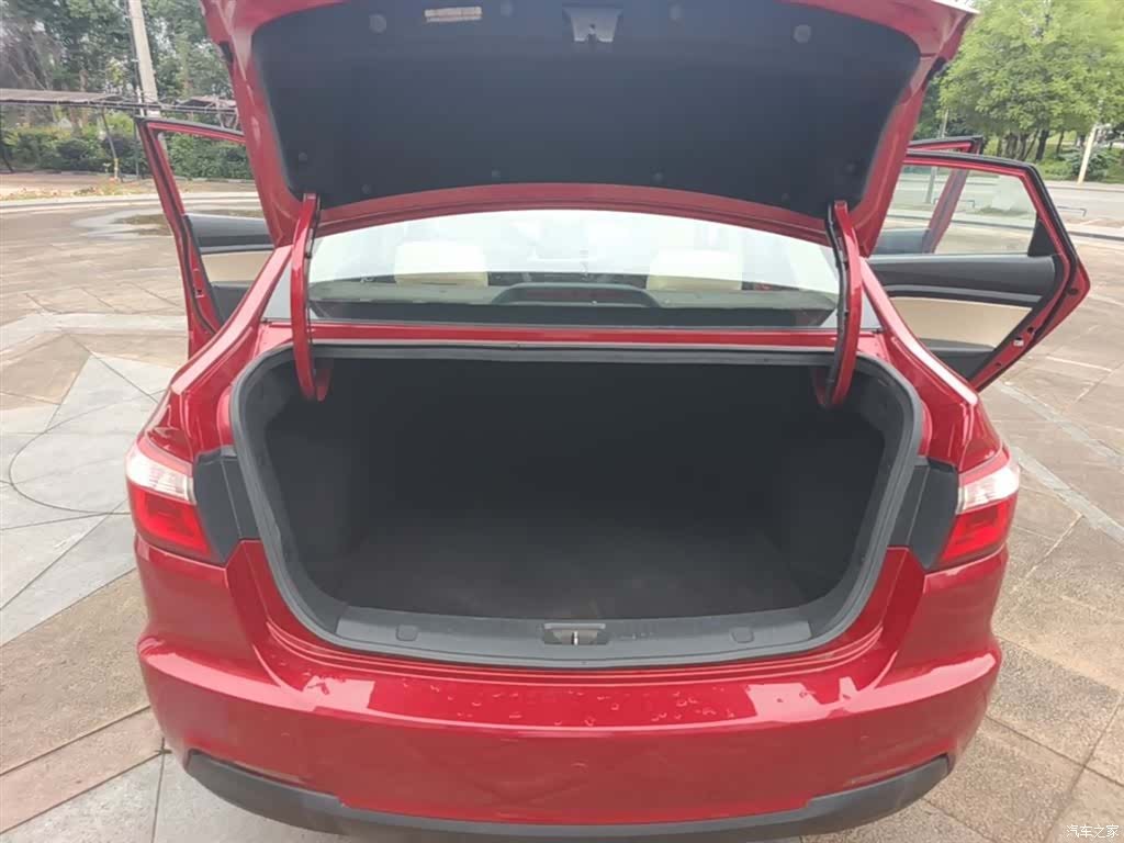 Changan V7, 2015 19