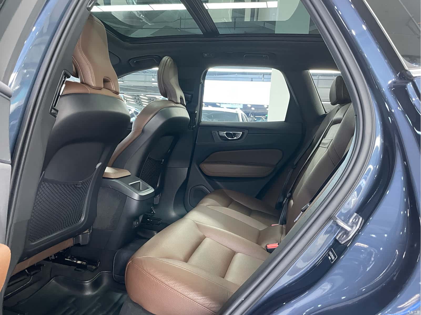 Volvo XC60, 2021 все фото