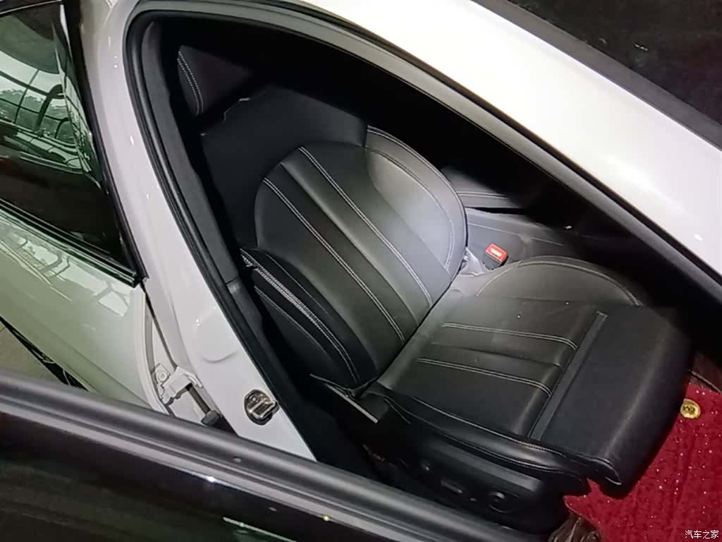 Audi A4L, 2023 25