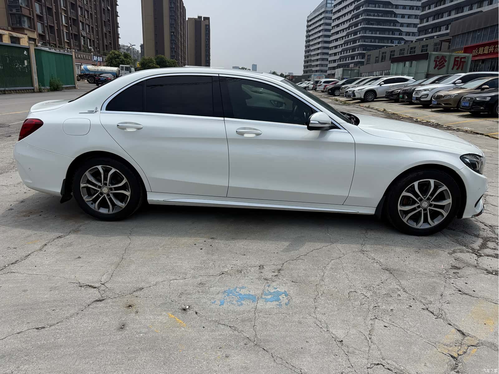 Mercedes-Benz C-Class, 2015 4