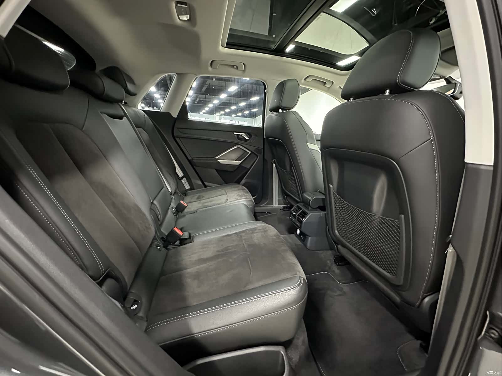 Audi Q3, 2022 14