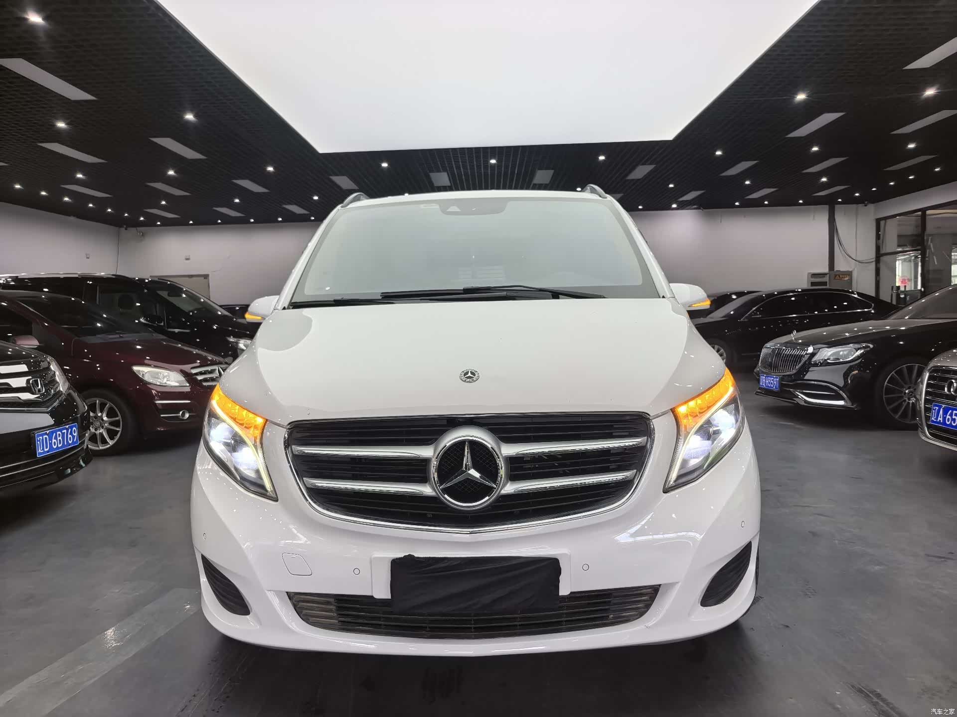 Mercedes-Benz V-Class, 2018 все фото
