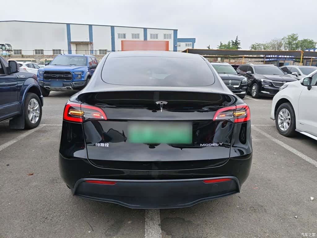Tesla Model Y, 2021 6