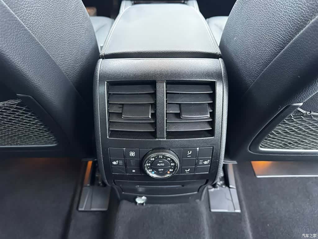 Mercedes-Benz GL-Class, 2011 22